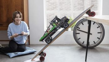 Bol.com Flitsdeal: LEGO Technic 42129 4×4 Mercedes-Benz Zetros Trial Truck voor €149,99 (verlopen)