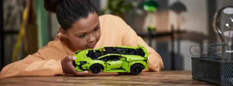 LEGO Technic 42161 Lamborghini Huracan Tecnica gepresenteerd